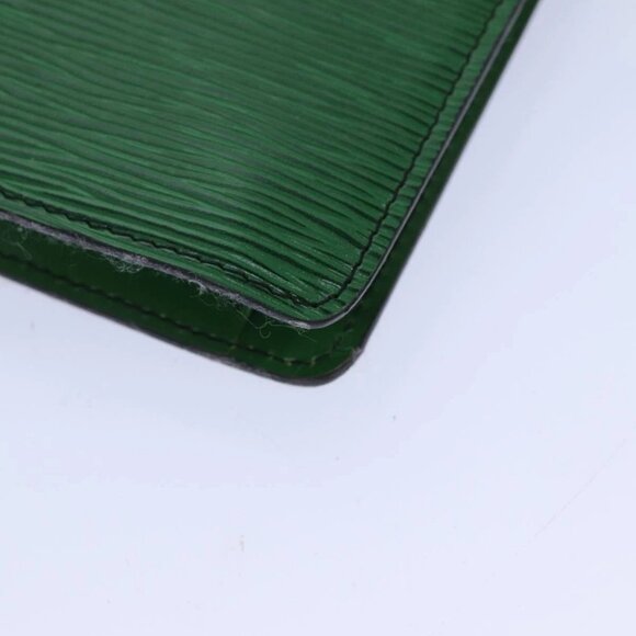 LOUIS VUITTON Epi Montaigne 27 Clutch Bag Green M52654 LV Auth 83255 - Picture 13 of 16